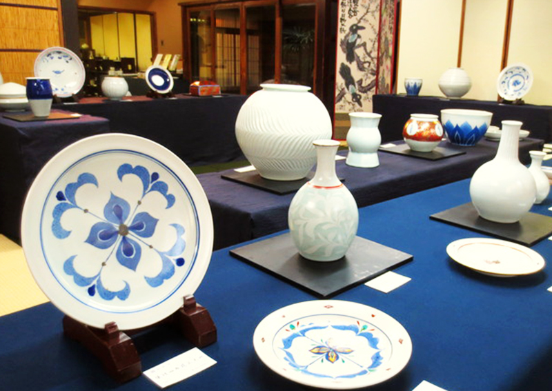 Pottery exhibition event